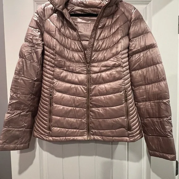 Calvin Klein Women's Shiny Pink Puffer Jacket - Picture 2 of 5